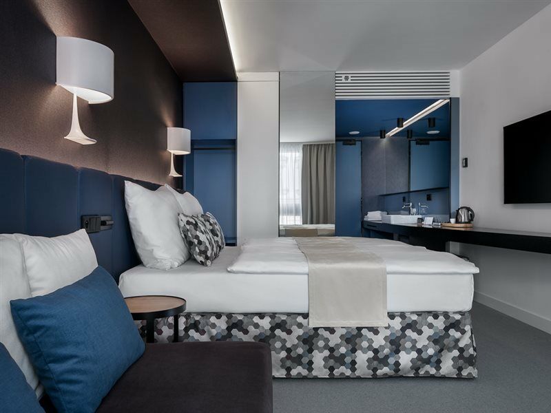 Hotel Urban Creme Praga Esterno foto A room at the hotel